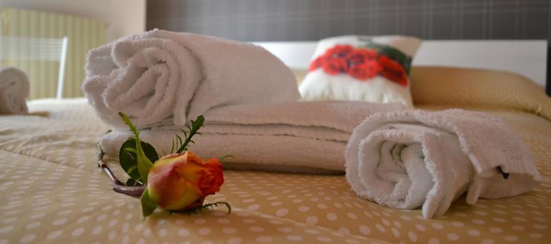 casa-vacanze-modica-sicilia-villetta-con-giardino-cucina-bagno-le-rose-3