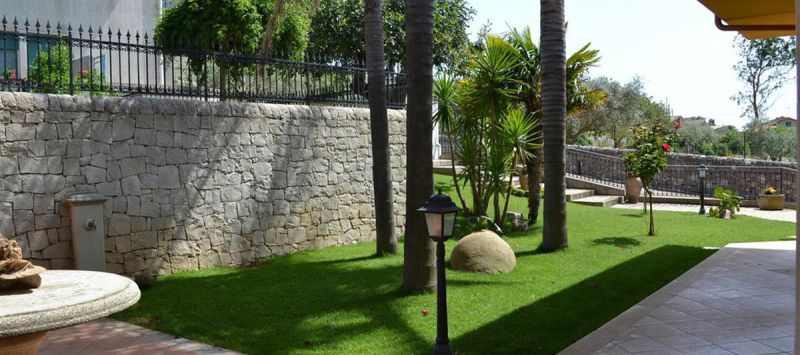 casa-vacanze-modica-sicilia-villetta-con-giardino-cucina-bagno-le-rose-5